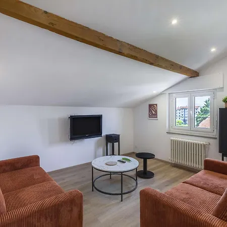 Grand Refait à Neuf Près De La Avec Wifi Et Parking - Fr-1-4-710