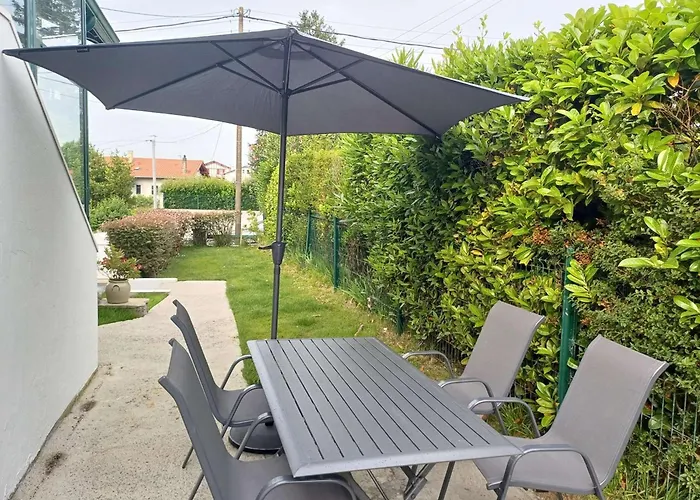 Apartamento Grand Refait à Neuf Près De La Avec Wifi Et Parking - Fr-1-4-710 *