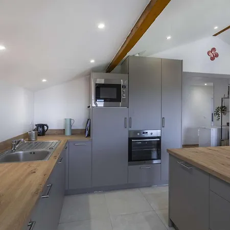 Grand Refait A Neuf Pres De La Avec Wifi Et Parking - Fr-1-4-710 * サン＝ジャン＝ド＝リュズ